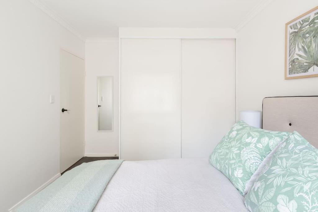 Apartamento Harbourside Style, 2 Bed, A/C, Pool -Elizabeth Bay Sídney Exterior foto